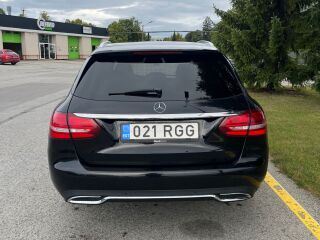 Mercedes-Benz C 220 2.1 125kW