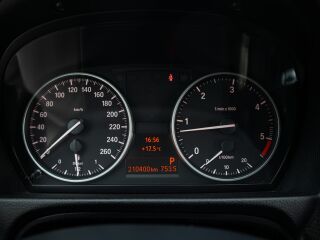 BMW 320 xDrive 2.0 R4 135kW