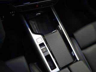 Volkswagen Passat R-line PHEV 1.5 130kW