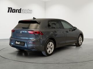 Volkswagen Golf Life 1.0 81kW
