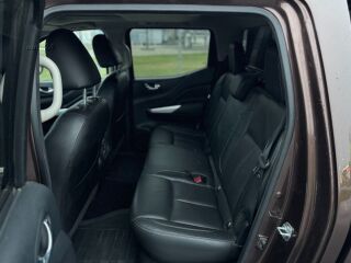 Nissan Navara Double Cab TEKNA 360 NP300 2.3 140kW