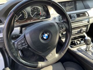 BMW 525 M-pakett 3.0 R6 150кВ