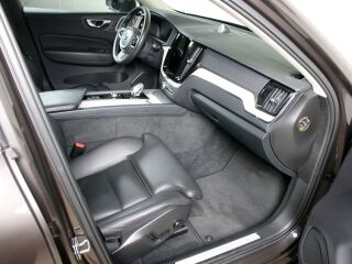 Volvo XC60 AWD INSCRIPTION INTELLI SAFE PRO MY22 2.0 T6 Recharge Plug-In-Hybrid 251kW