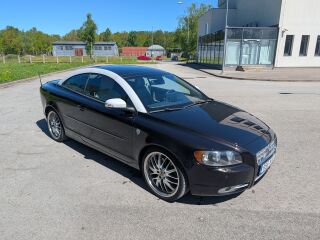 Volvo C70 D5 SUMMUM 2.4 D5 132kW