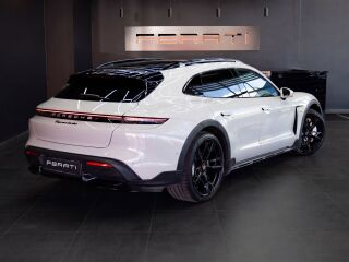 Porsche Taycan Turbo Cross Turismo 500kW