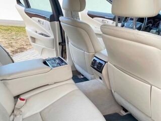Lexus LS 460 President 4.6 280kW