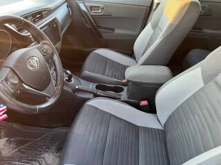 Toyota Auris 1.8 73kW