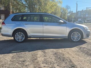 Volkswagen Golf CUP 1.6 81kW