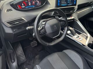 Peugeot 5008 1.5 96kW