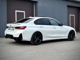 BMW 330 e xDrive M-Sportpakett LCI 2.0 R4 215kW