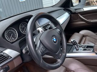 BMW X5 M50 3.0 280кВ