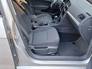 Volkswagen Golf 1.0 81kW