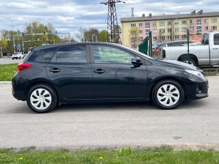 Toyota Auris 1.6 R4 97кВ