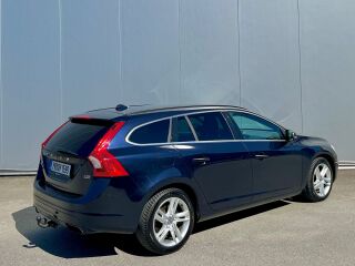 Volvo V60 Facelift Summum 2.0 D2 88kW