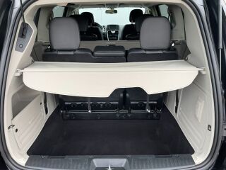 Lancia Voyager Platinum Stow&Go 2.8 CRD 131кВ