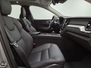 Volvo XC60 T6 Recharge Inscription Expression AT8 2.0 186kW