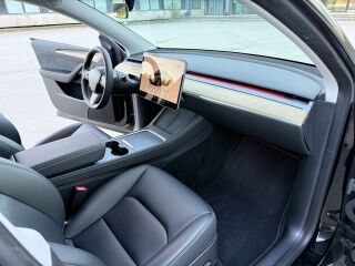 Tesla Model Y Long Range AWD 378kW