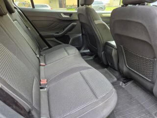 Ford Focus Cool & Connect 1.0 92кВ