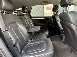 Audi Q7 Comfortline Quattro 3.0 V6 TDI 171кВ