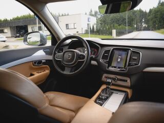 Volvo XC90 AWD INSCRIPTION 2.0 D5 165kW
