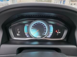 Volvo XC60 Momentum Onyx Black 2.0 D4 140kW