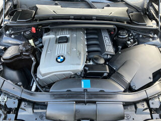 BMW 330 Xi 3.0 190kW