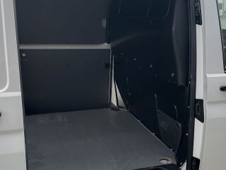 Volkswagen Transporter LONG L2H1 2.0 TDI 110kW