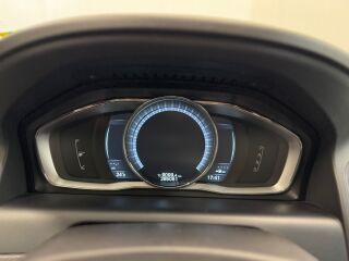 Volvo XC60 Summum 2.0 D4 133кВ