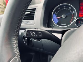 Volkswagen Golf GTI 2.0 R4 147кВ