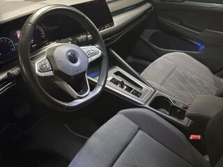 Volkswagen Golf 1st Edition eTSI 1.5 110kW