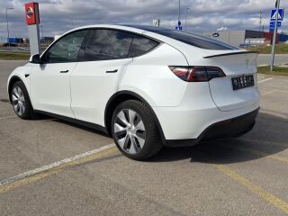 Tesla Model Y Long Range Dual Motor AWD 378 kW