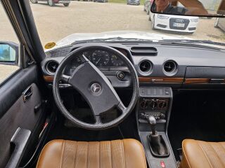 Mercedes-Benz 200 2.0 44kW