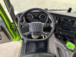 Scania P370 6x2 272kW