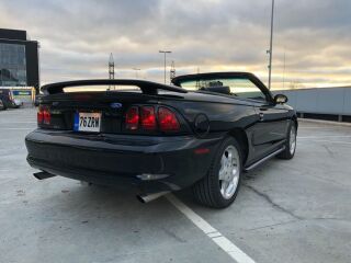 Ford Mustang SVT Cobra 4.6 V8 DOHC 227kW