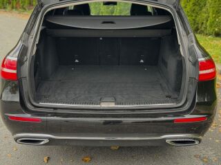 Mercedes-Benz E 220 2.0 R4 143kW