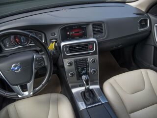 Volvo V60 SUMMUM AWD TWIN ENGINE PLUG IN HYBRID FACELIFT 2.4 162kW