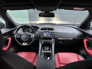 Jaguar F-Pace AWD R-SPORT EXCLUSIVE MY2017 2.0 132кВ