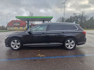 Volkswagen Passat R-line 2.0 140kW