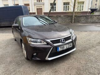 Lexus CT 200h 1.8 73kW