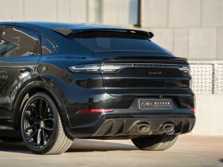 Porsche Cayenne Turbo GT Lightweight Package Carbon 4.0 471kW