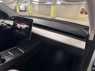 Tesla Model Y Long Range Dual AWD 190kW