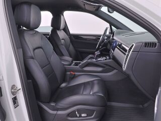 Porsche Cayenne 3.0 250кВ