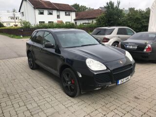 Porsche Cayenne Turbo V8 Turbo 331kW