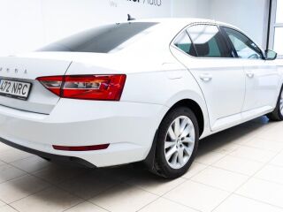 Skoda Superb 2.0 140kW