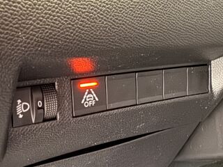 Peugeot 2008 Active PureTech 130 1.2 96kW