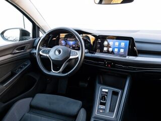 Volkswagen Golf Style 2.0 110kW