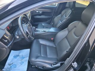 Volvo V90 Cross Country Pro D5 AWD Onyx Black 2.0 D5 173kW
