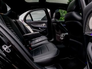 Mercedes-Benz E 220 AMG 2.0 143kW