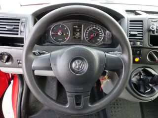 Volkswagen Transporter T5 DOKA 5K EU5 2.0 TDI 103kW