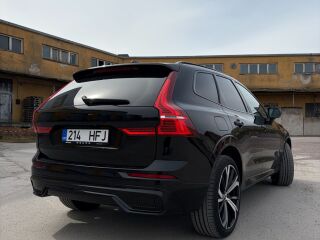 Volvo XC60 B5 AWD ULTIMATE DARK 2.0 B5 173kW